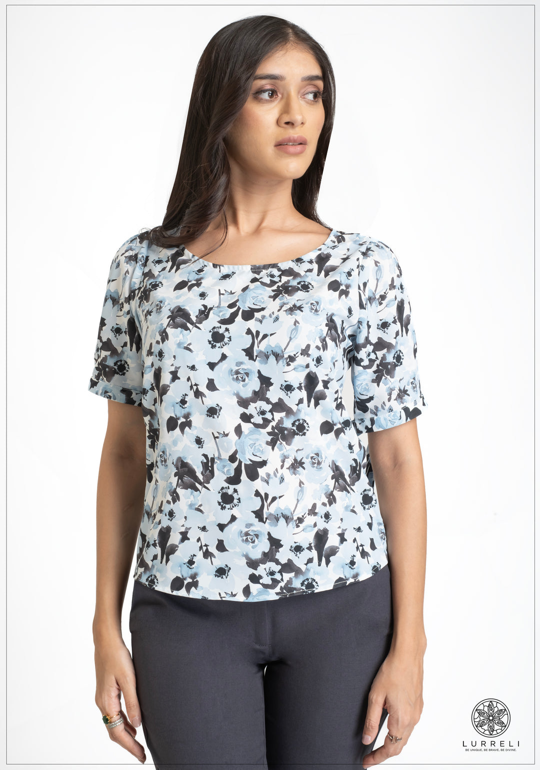 short sleeve Round Neck tops – view 3 – Lurreli