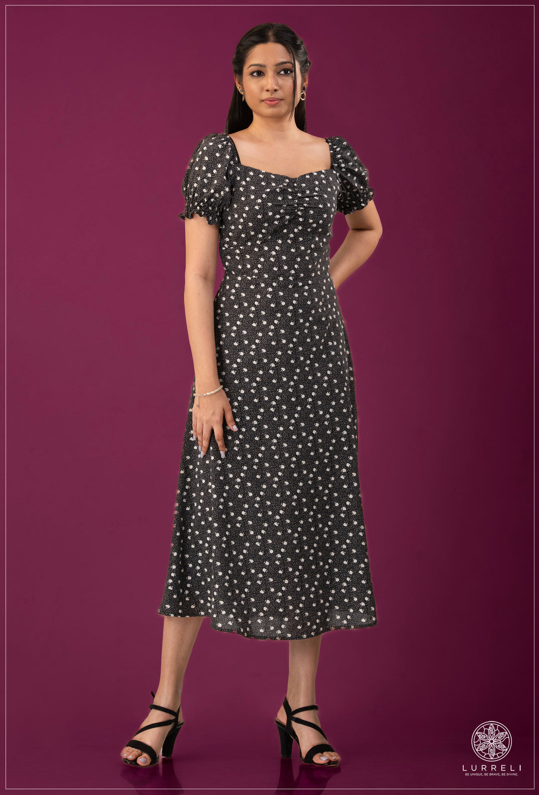 Sleeve Smoke Detail Midi Dress – view 3 – Lurreli
