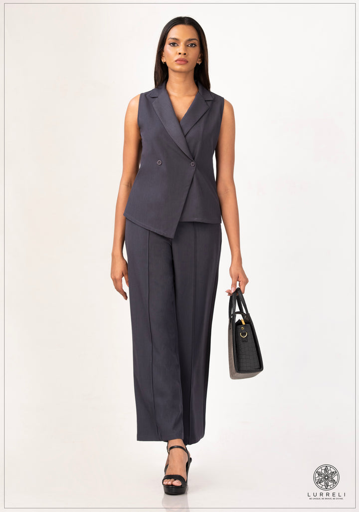 Tailored, double-breasted sleeveless vest – view 6 – Lurreli