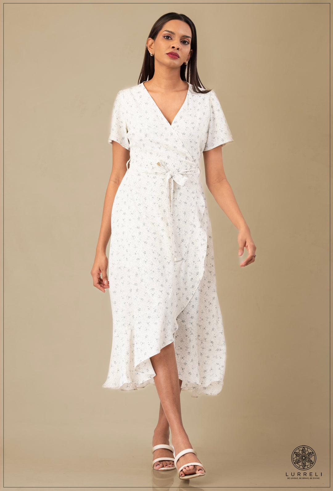 A-line maxi dress with flutter/ruffle sleeves – view 5 – Lurreli