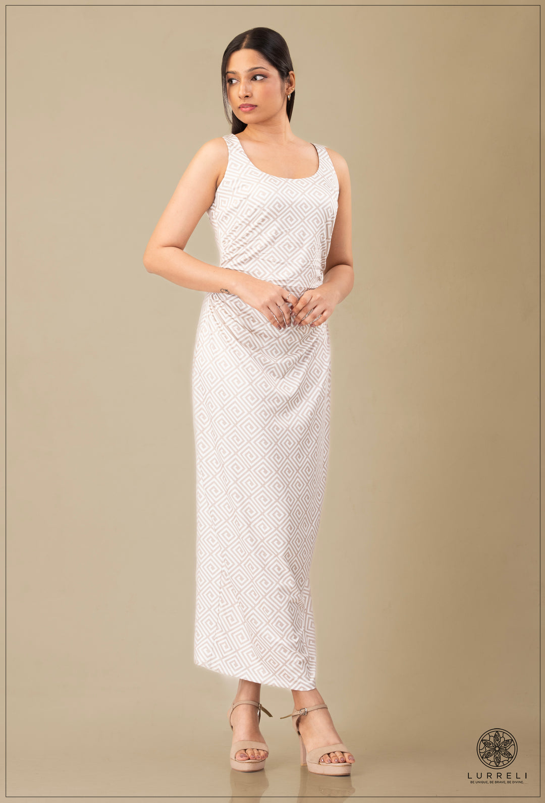 "Floral Printed Maxi Dress'' – view 6 – Lurreli