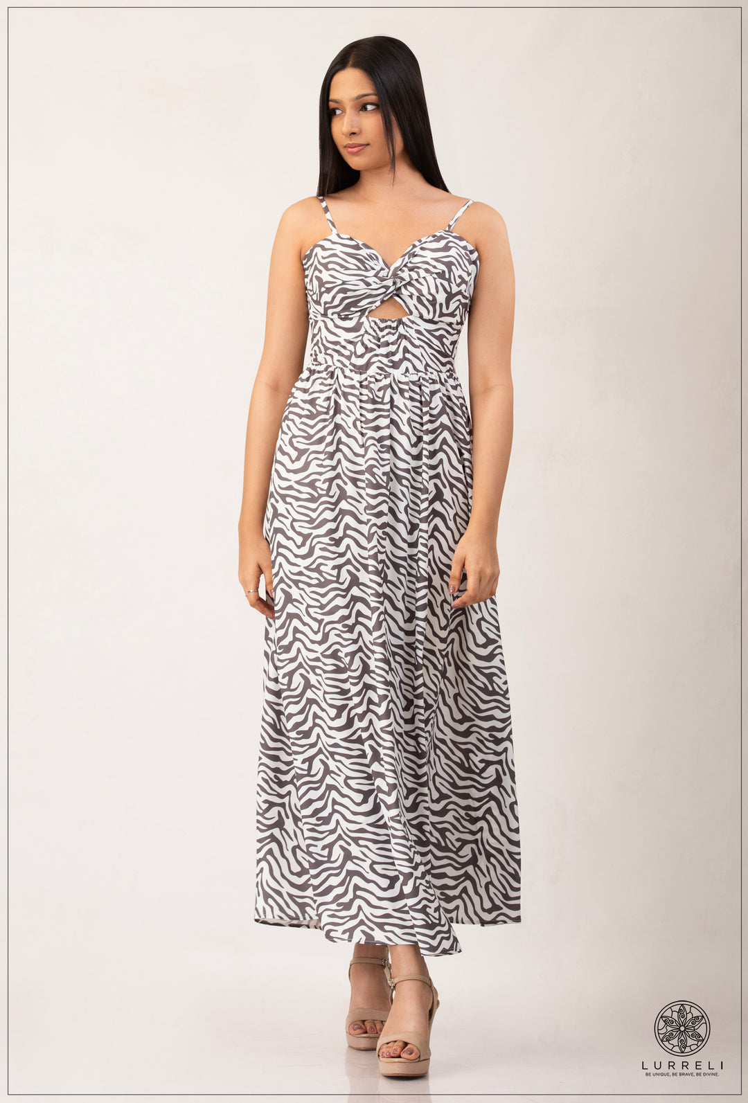 Maxi dresses with a cut-out tie front – view 6 – Lurreli