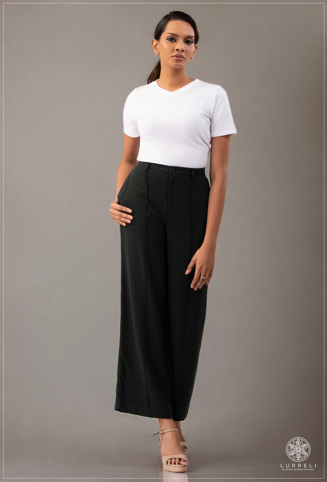 V Neck Rib Top – view 7 – Lurreli