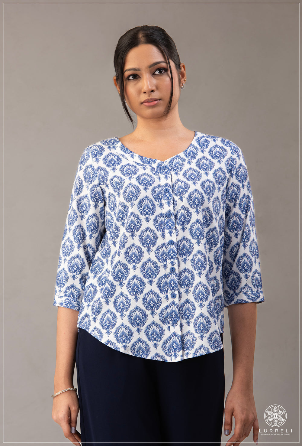 V Neck Casual Wear Top – Blue Print – Lurreli