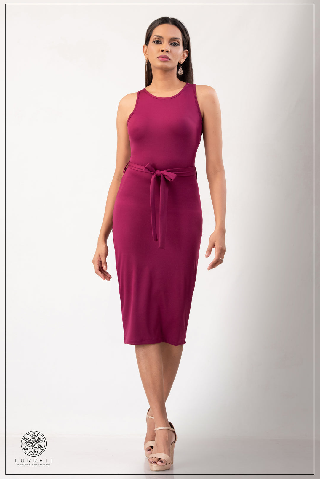 Belt-Detail Solid Dress – view 7 – Lurreli