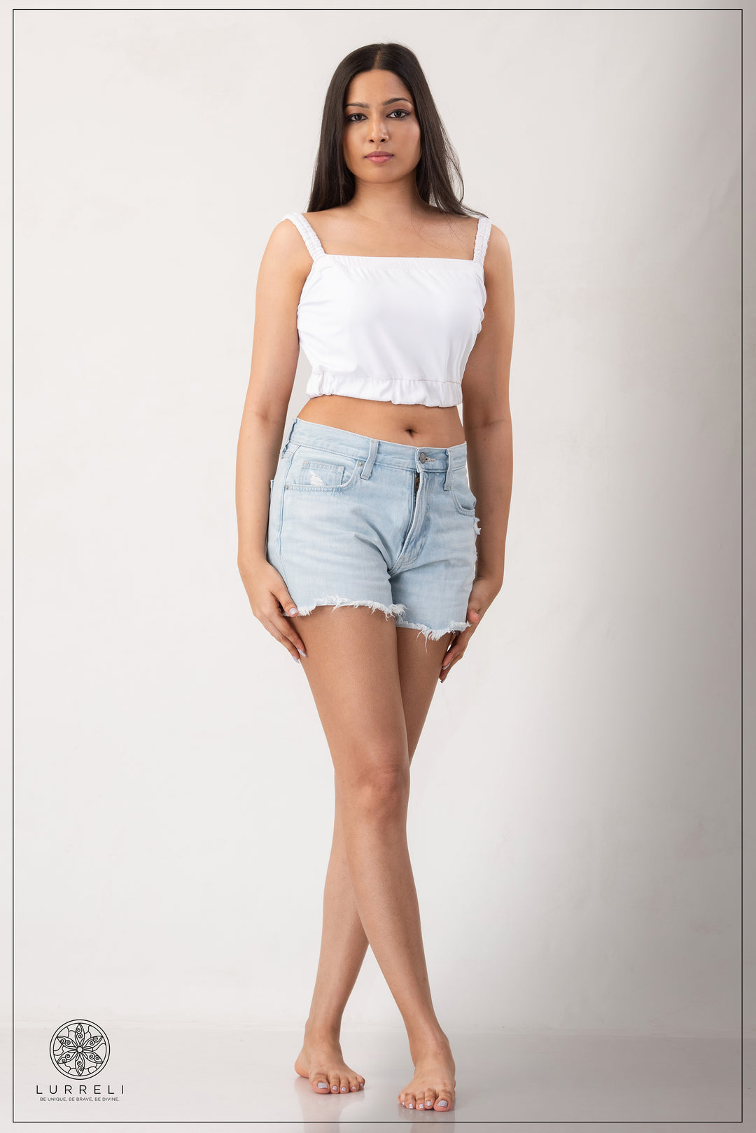 Ruched crop top – White – Lurreli