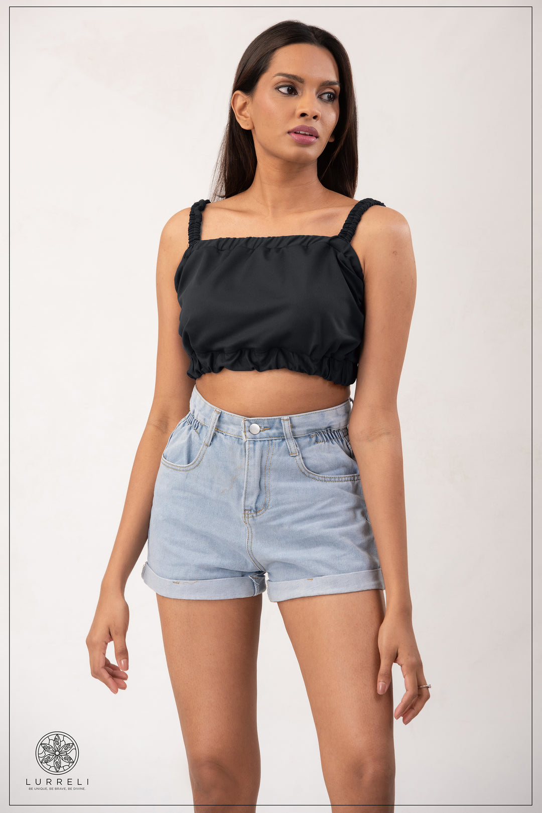 Ruched crop top – Black – Lurreli