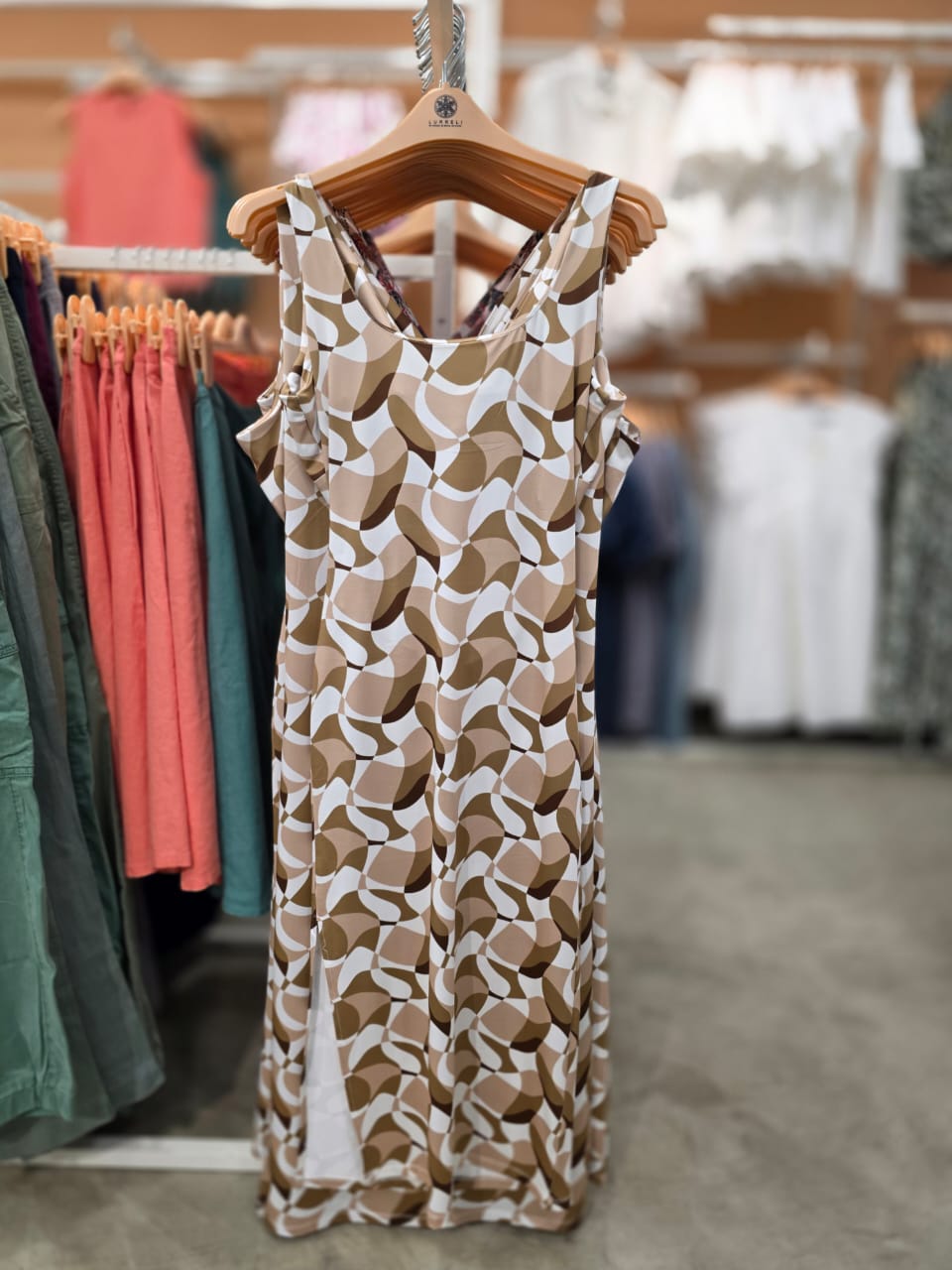 Sleeveless Printed Dress – Dark Brown – Lurreli
