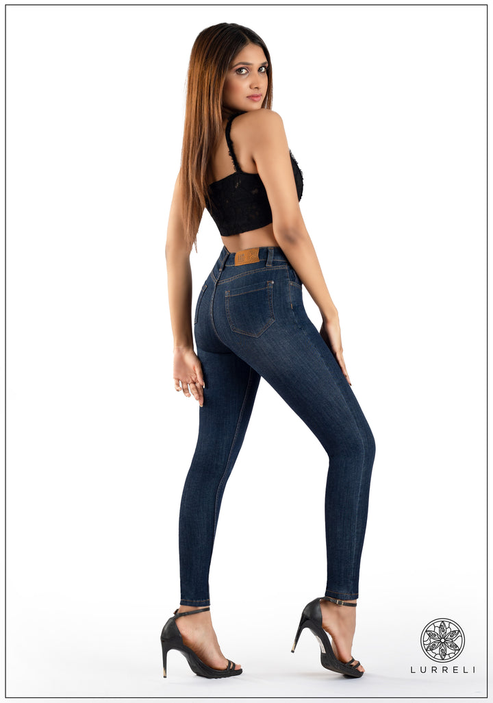 Mid Waist Slim Fit Jean - Dark Wash – view 3 – Lurreli